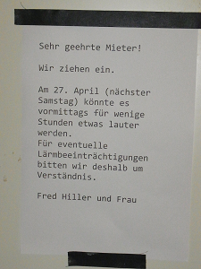 Umzugsankündigung im Treppenhaus