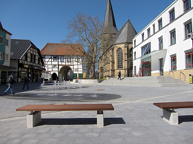 Neuer Rathausplatz Lengerich; Foto: Benjamin8472/flickr cc-by-sa /2.0