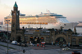 Freedom-of-the-Seas in Hamburg