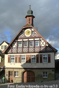 Altes Rathaus in Neckarrems