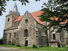 Michaeliskirche, Ronnenberg; Foto: Grombo/wikipedia cc-by-sa/2.0
