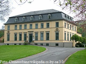 Jagdschloss Springe am Rande des Sauparks